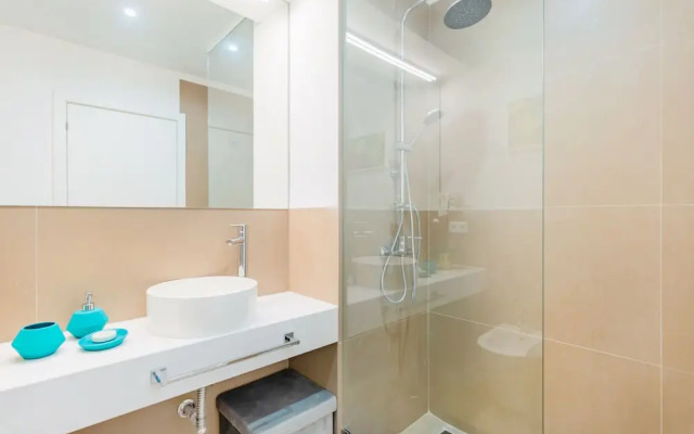 Oeiras Spacious and Modern Flat