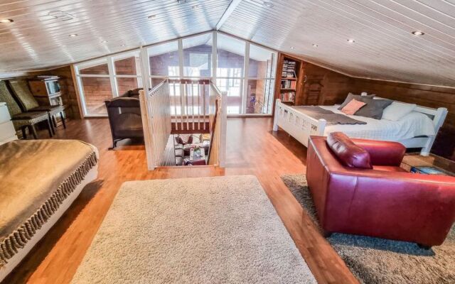 Arctic Chalet