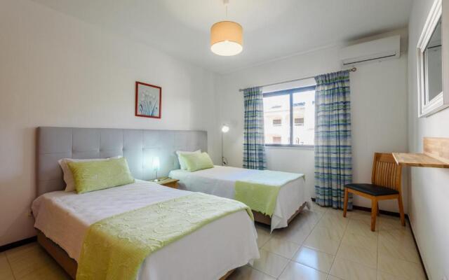 Villa Protea - 5 bedroom, beach, air-con, wifi