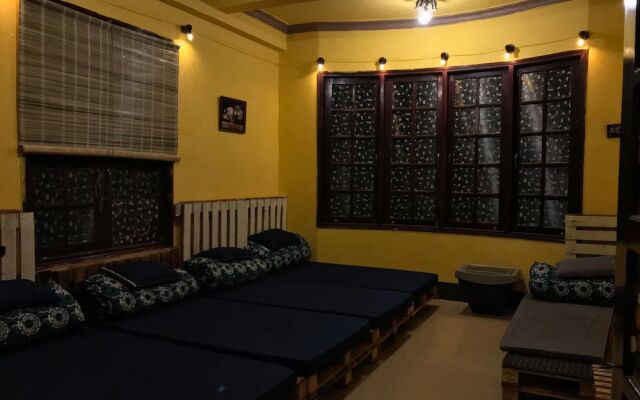 Mars House Homestay