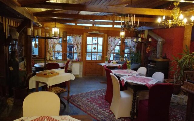 Alte Schreinerei-Auberge Harlekin