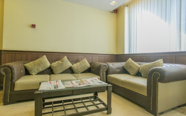 OYO 27859 Agi Dynasty Suites