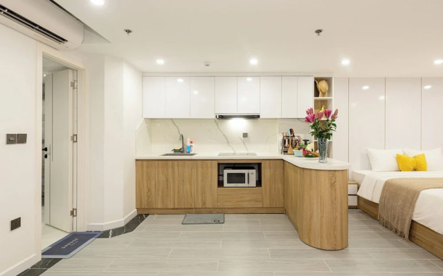 Myrcella Apartment