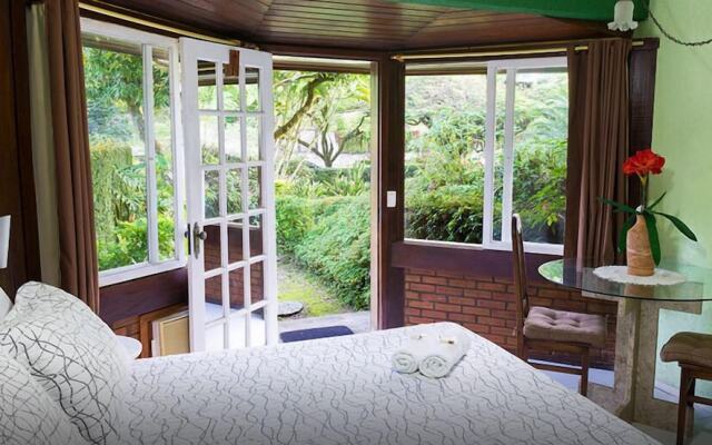 Pousada Pedras Brancas