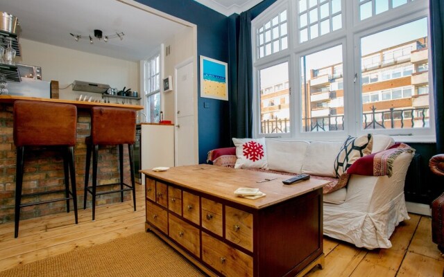 1 Bedroom Flat In Putney