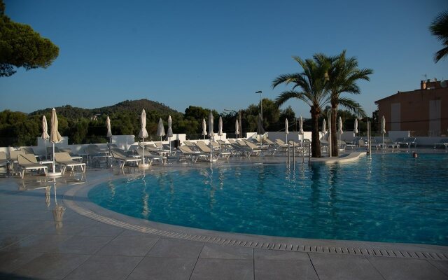 Отель Cala Bona