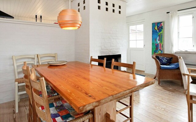 6 Person Holiday Home in Ulfborg