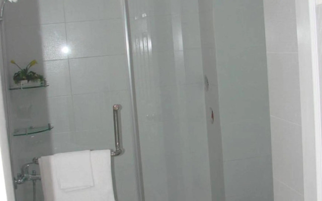 Cat Huy Hotel