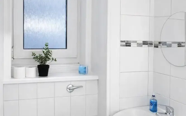 Spacious Easter Road 2BR Apartment