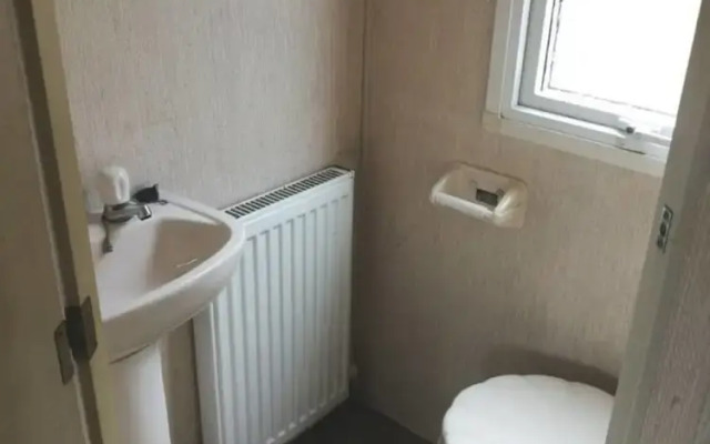 Midden Manor Country Stay on a Working Dairy Farm