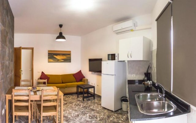 Apartamentos La Aldea Suites