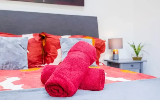 3 Bed 3 Bathroom Flat in Kensington A