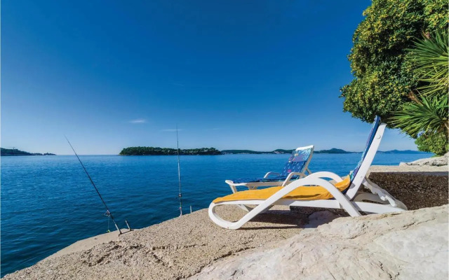 Two-Bedroom Holiday Home in Dubrovnik