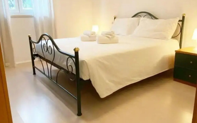 Cosy Apartment With View