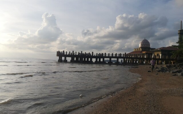 Putra Brasmana Hotel