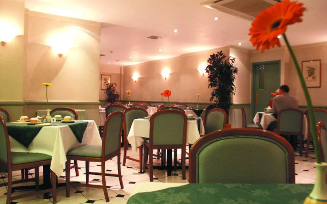 Norfolk Plaza Hotel