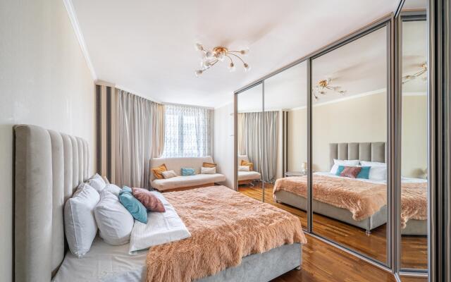 Sleep and Shower on Chapaev Street