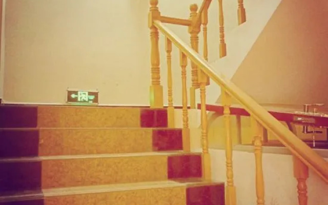 Ivory Mountain Holiday Inn