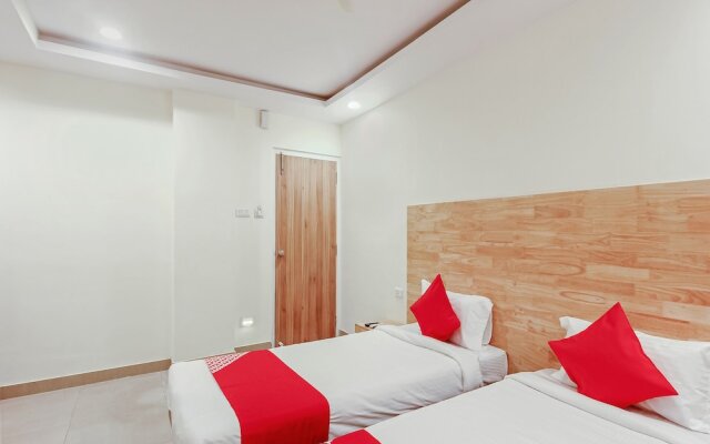 OYO Flagship 16073 Kothapet Ramoji