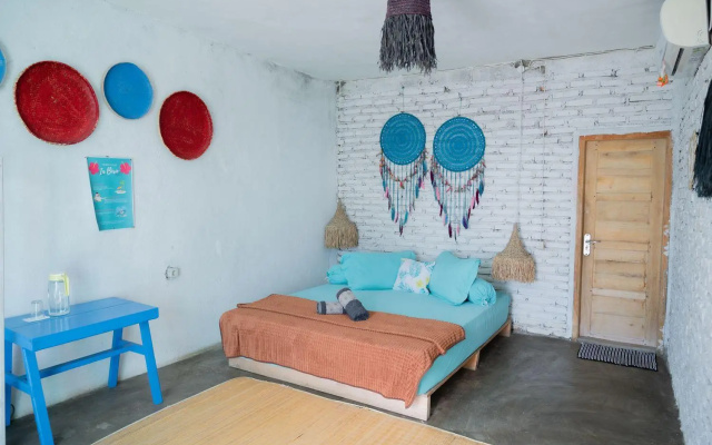 Woywoy Paradise – Guest Rooms – Bira