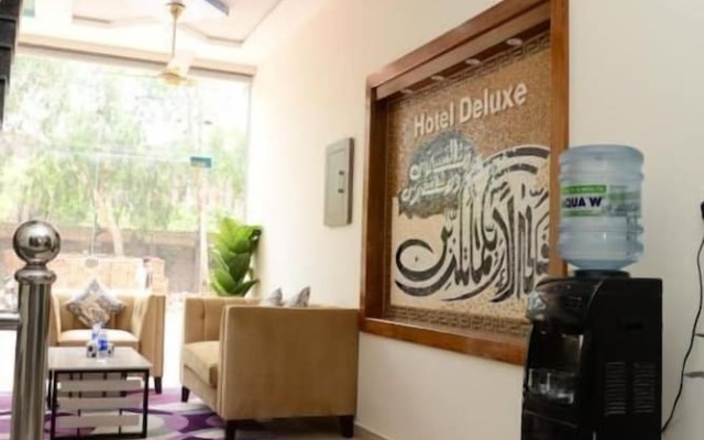 Hotel Deluxe Johar Town Lahore