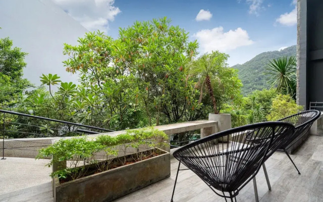 2BR Duplex Pavilion P12 in Natural Park