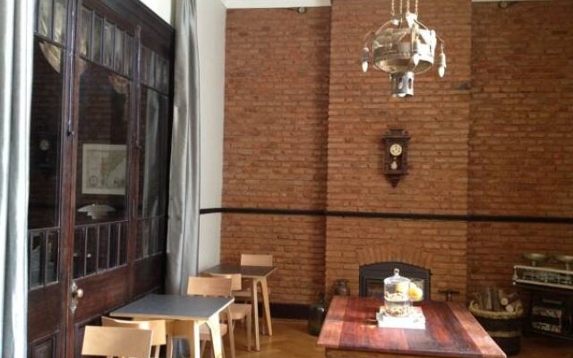 New Voga Guesthouse