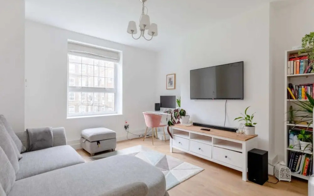 Central & Stylish 1BD Flat - 8mins to Greenwich!