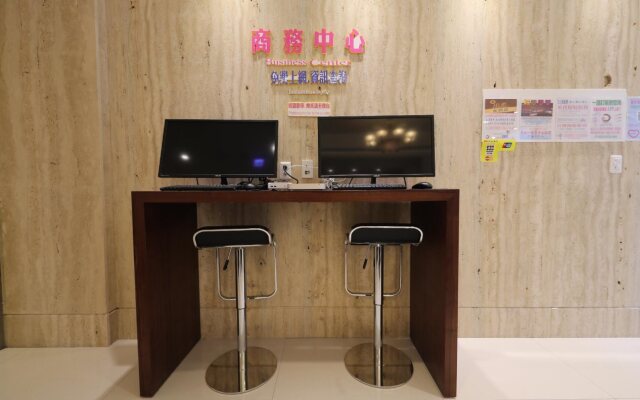 M Hotel