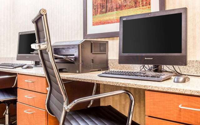 Comfort Suites Morrow - Atlanta South