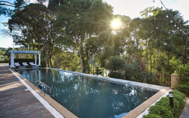 Golden Sun Hotel - Mangden