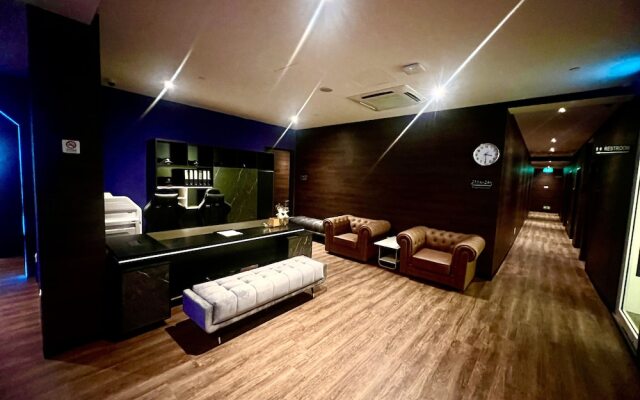 Arena eSports at Orchard