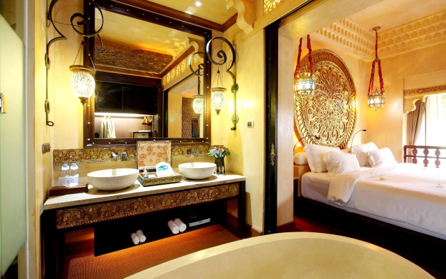 The Baray Villa – Guest Rooms – Karon