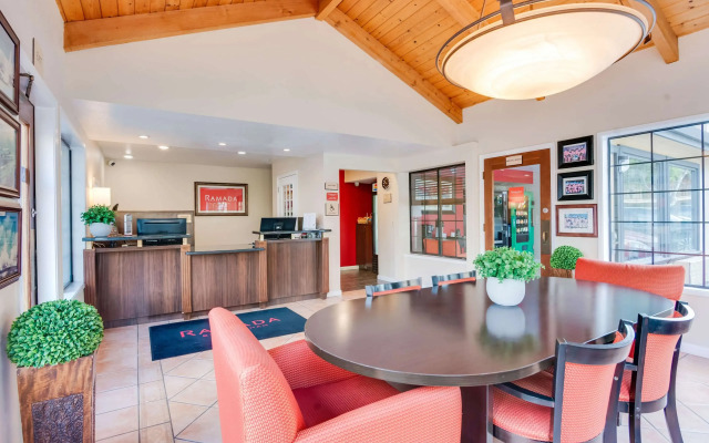 Ramada by Wyndham Mountain View