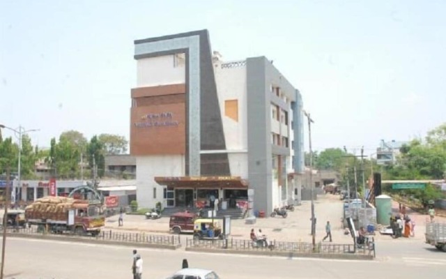 Iroomz Vaishali Residency