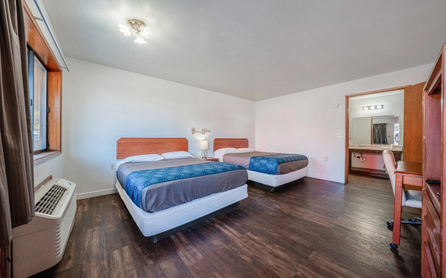 Rama Inn Motel and RV Park