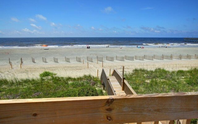 4 Crabs By The Sea - 6 Br Home