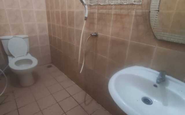 OYO 93836 Budi Residence 1