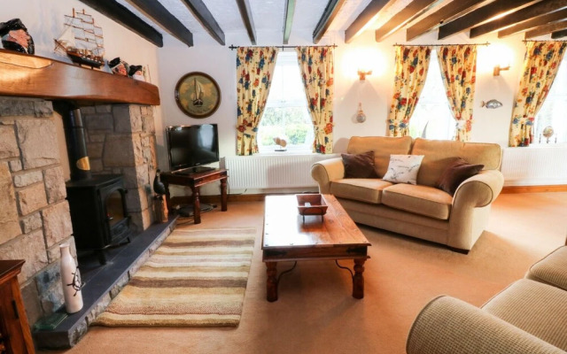 Llain Rhuttan, Pwllheli