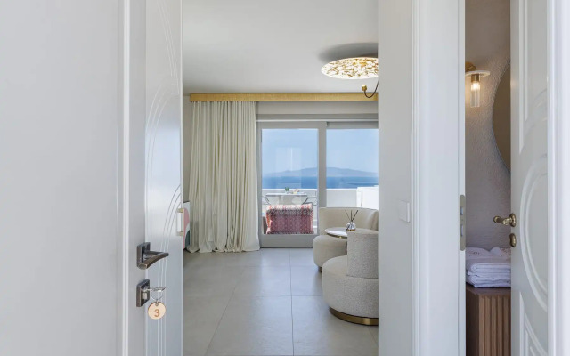 La Madeleine Oia Suites & Caves