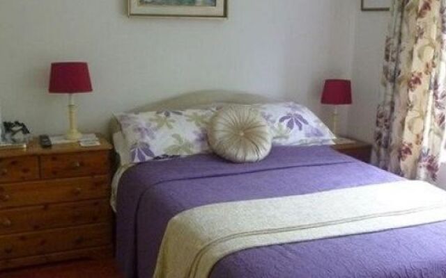 Medlar Cottage Bed  Breakfast