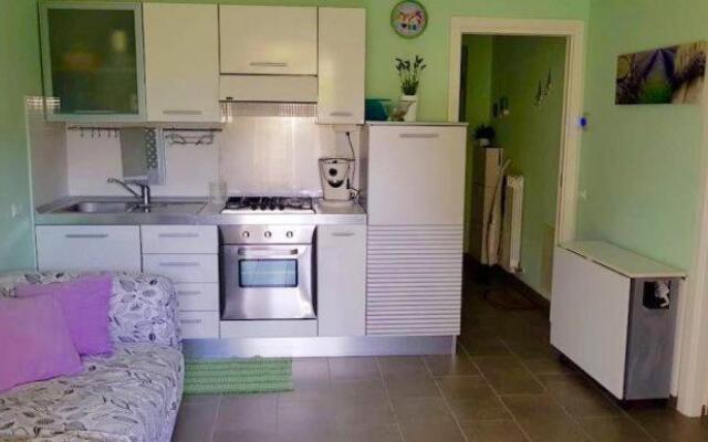 M216 - Marcelli, bilocale con giardino a 200mt dal mare