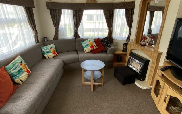Inviting 3-bed Static Caravan Butlin's Skegness