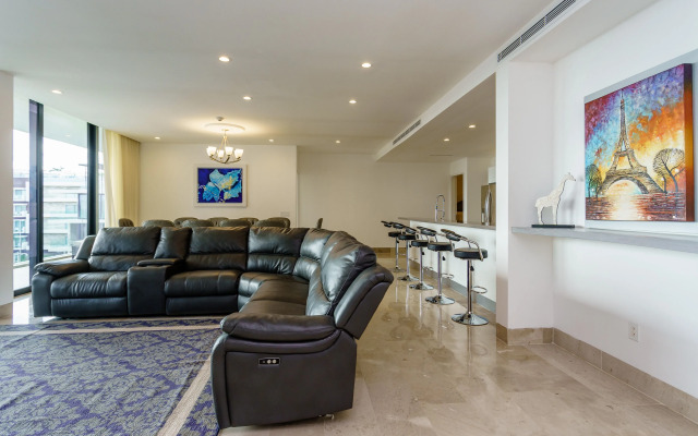 Aldea Thai Brisa De Mar