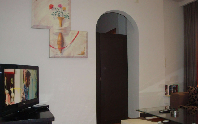 Ambrosia Suites & Aparts
