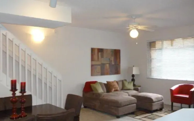 Weston Townhouse Patio and Resort Style Amenities