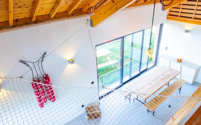 Caparica Azores Ecolodge