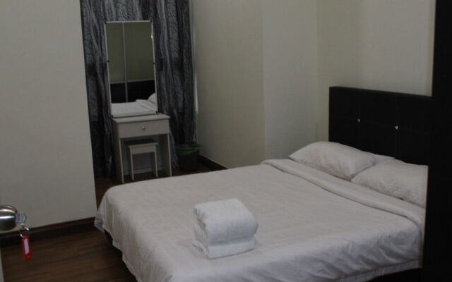 Luxury Service Suite At Taragon KL