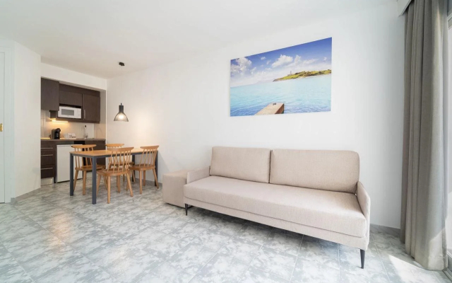 Caprice Playa de Alcudia Apartments
