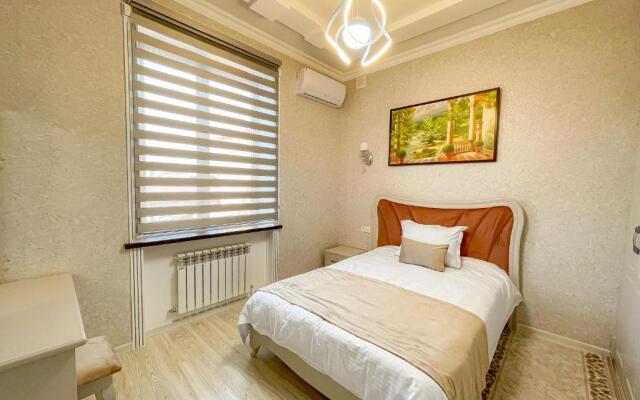 Soy Oasis Apartments